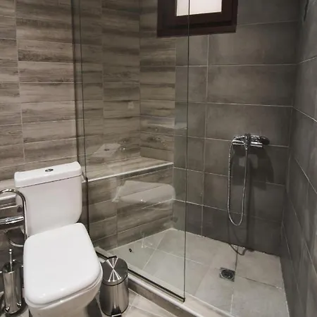 Contemporary Historic Center By Corfuescapes شقة