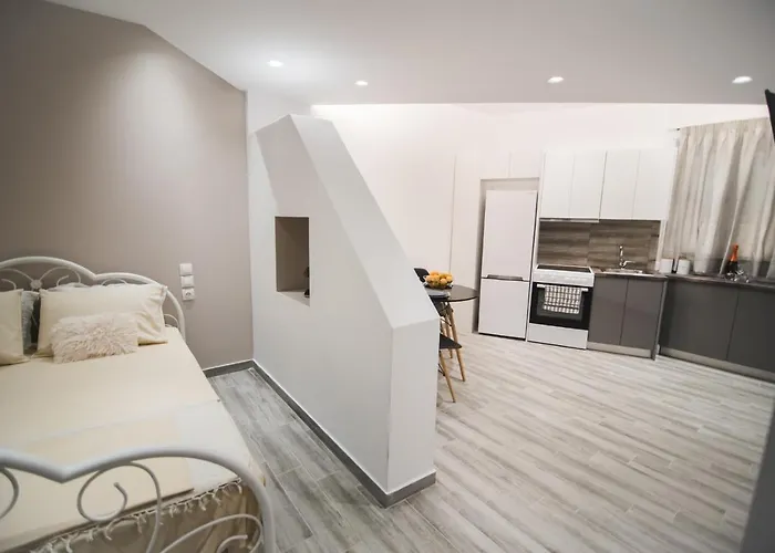 Contemporary Historic Center By Corfuescapes Appartamento *